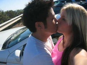 Some people like to believe that AMWF relationships don't exist, but a healthy dose of PDAs can change that.